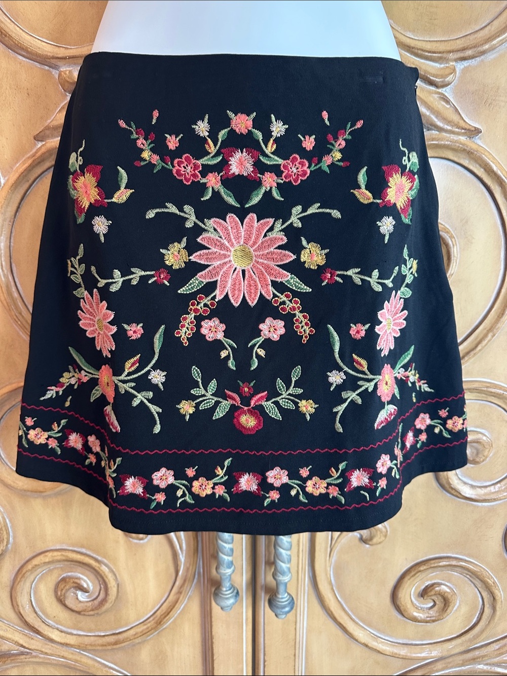 Black Floral Embroidered Mini Skirt - Women's